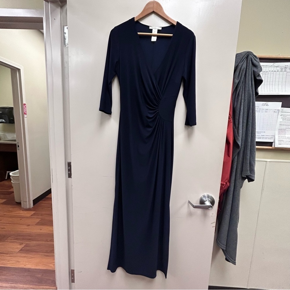 Chic Navy Long Sleeve Dress size M